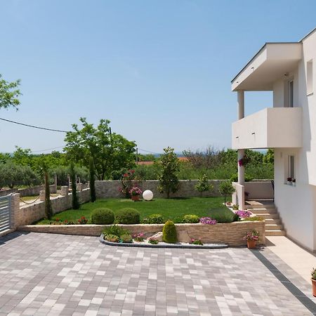 Spacious And Fully Equipped Apartment Near Zadar Smokovic Exterior foto